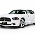 DODGE CHARGER 5.7 R/T HEMI V8 GASOLINA 4P AUTOMÁTICO DODGE CHARGER 5.7 R/T HEMI V8 GASOLINA 4P AUTOMÁTICO