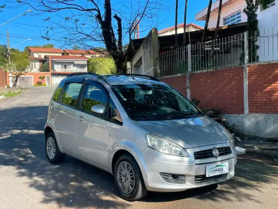FIAT IDEA 1.4 MPI ATTRACTIVE 8V FLEX 4P MANUAL FIAT IDEA 1.4 MPI ATTRACTIVE 8V FLEX 4P MANUAL