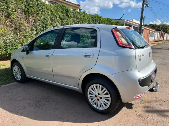 FIAT-PUNTO-1.4 ATTRACTIVE 8V FLEX 4P MANUAL FIAT-PUNTO-2012