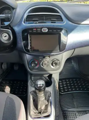 FIAT-PUNTO-2012