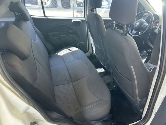 FIAT-UNO-2013
