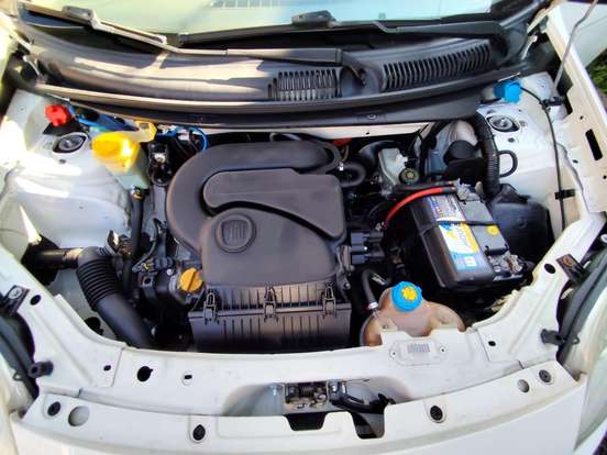 FIAT-PALIO-1.4 MPI ATTRACTIVE 8V FLEX 4P MANUAL FIAT-PALIO-2012