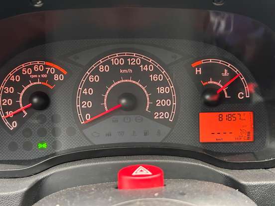 FIAT-SIENA-1.0 MPI EL CELEBRATION 8V FLEX 4P MANUAL FIAT-SIENA-2010