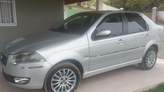 FIAT-SIENA-2011