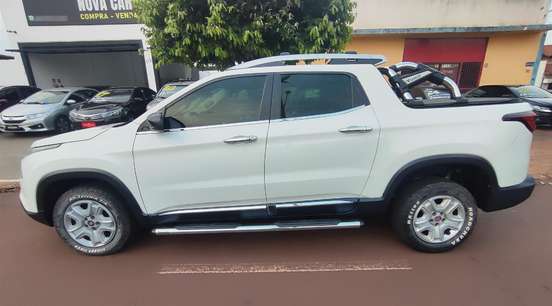 FIAT-TORO-2016