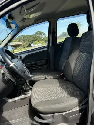 FORD-ECOSPORT-2010