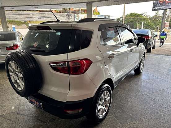 FORD-ECOSPORT-2018