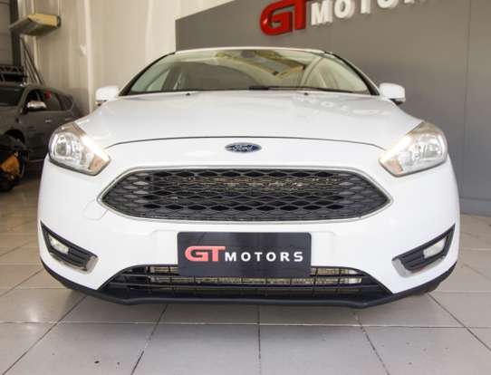 FORD-FOCUS-2017