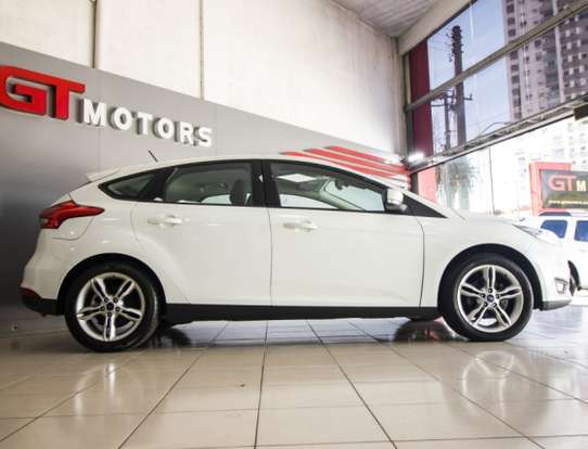 FORD-FOCUS-2017