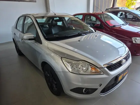 FORD FOCUS 2.0 GLX SEDAN 16V FLEX 4P AUTOMÁTICO