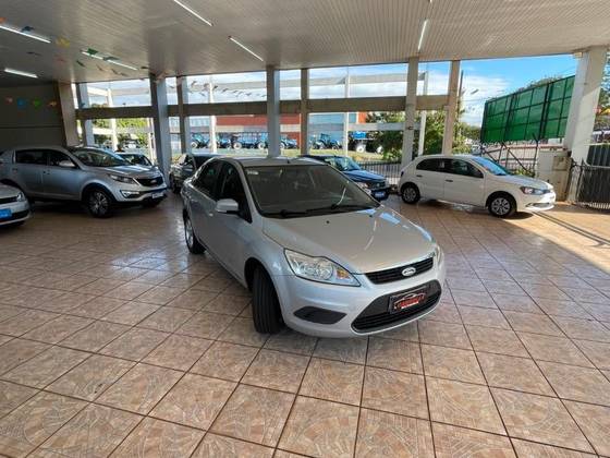 FORD FOCUS 2.0 HA 16V FLEX 4P AUTOMÁTICO
