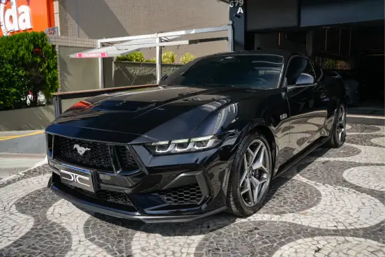 FORD-MUSTANG-2024