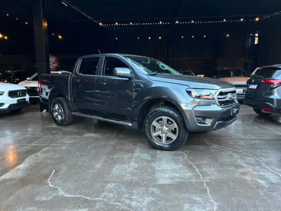 FORD RANGER 2.2 XLS 4X4 CD 16V DIESEL 4P AUTOMÁTICO