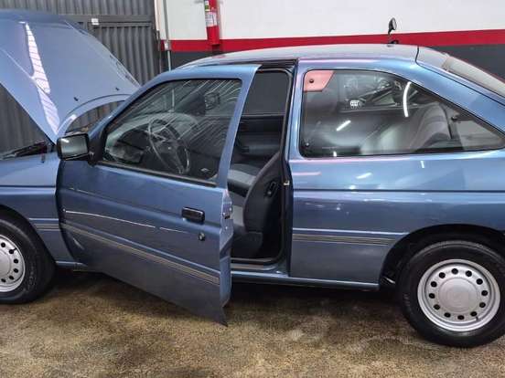 FORD-ESCORT-1.6 L 8V ÁLCOOL 2P MANUAL FORD-ESCORT-1994