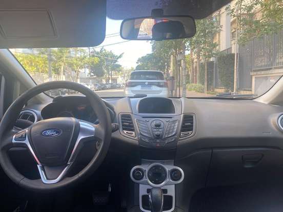FORD-FIESTA-1.6 SE HATCH 16V FLEX 4P POWERSHIFT FORD-FIESTA-2014