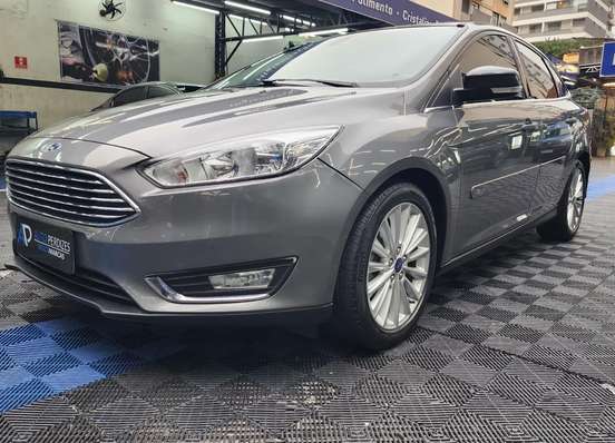 FORD-FOCUS-2016