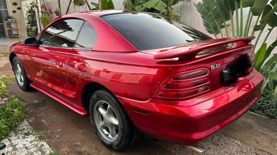FORD-MUSTANG-1994