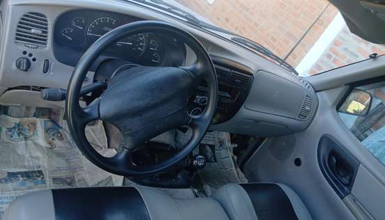 FORD-RANGER-1996