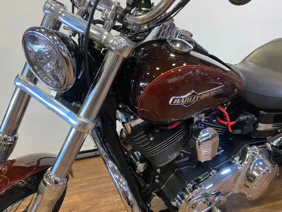 HARLEY-DAVIDSON-DYNA SUPER GLIDE CUSTOM-2011