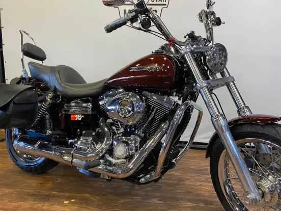 HARLEY-DAVIDSON-DYNA SUPER GLIDE CUSTOM HARLEY-DAVIDSON-DYNA SUPER GLIDE CUSTOM-2011