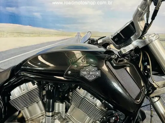 HARLEY-DAVIDSON-V-ROD MUSCLE HARLEY-DAVIDSON-V-ROD MUSCLE-2015