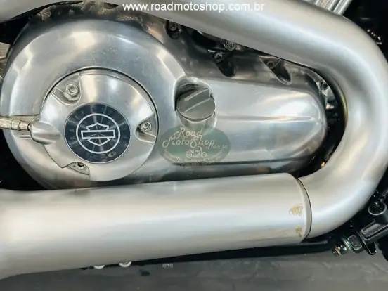 HARLEY-DAVIDSON-V-ROD MUSCLE-2015