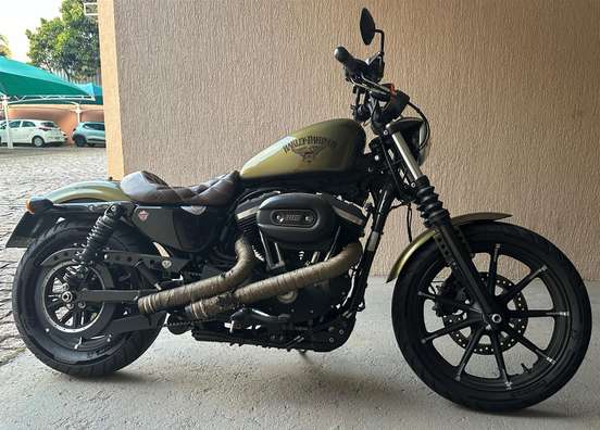 HARLEY-DAVIDSON-SPORTSTER IRON 883-2015