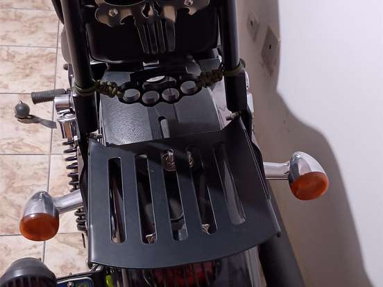 HARLEY-DAVIDSON-SPORTSTER XL 883 R HARLEY-DAVIDSON-SPORTSTER XL 883 R-2009