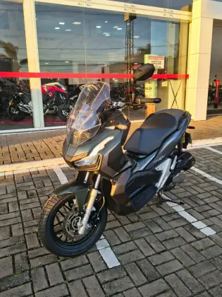 HONDA ADV 