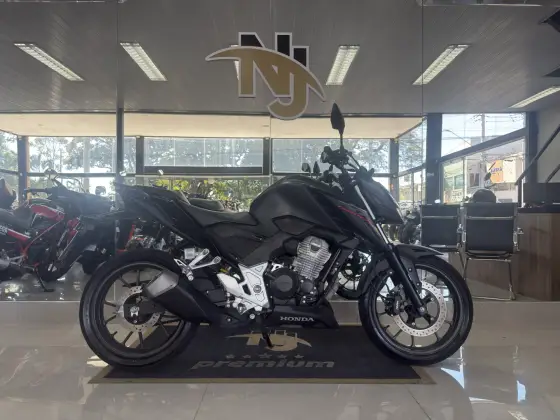 HONDA CB 300F TWISTER CBS 