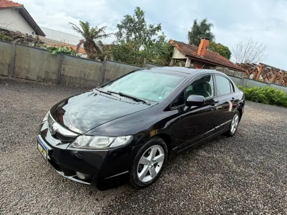 HONDA CIVIC 1.8 LXS 16V FLEX 4P AUTOMÁTICO