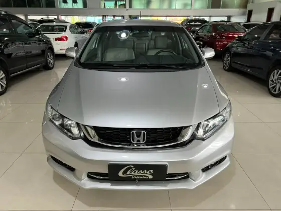 HONDA CIVIC 2.0 LXR 16V FLEX 4P AUTOMÁTICO HONDA CIVIC 2.0 LXR 16V FLEX 4P AUTOMÁTICO