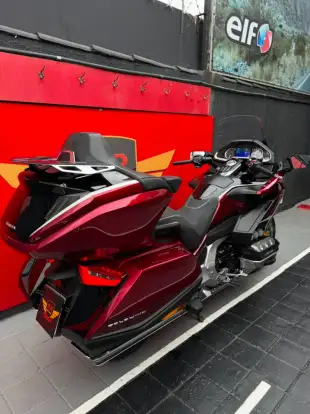 HONDA-GL 1800 GOLD WING TOUR-2021