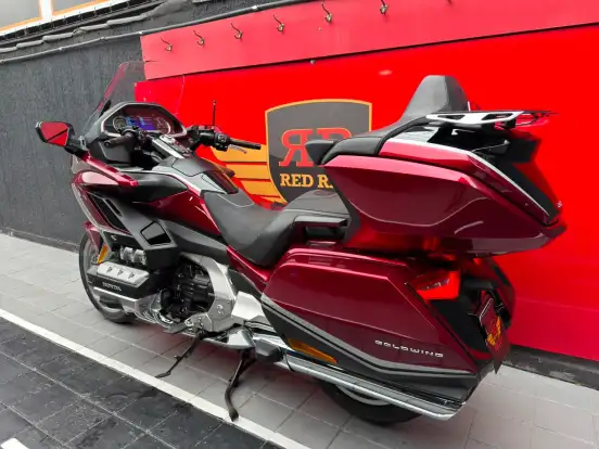 HONDA-GL 1800 GOLD WING TOUR-2021