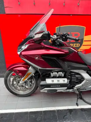 HONDA-GL 1800 GOLD WING TOUR-2021