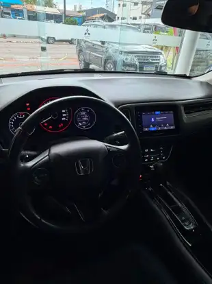 HONDA-HR-V-2019