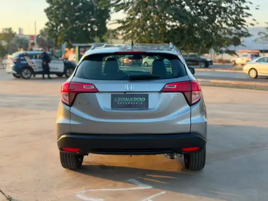 HONDA-HR-V-2015