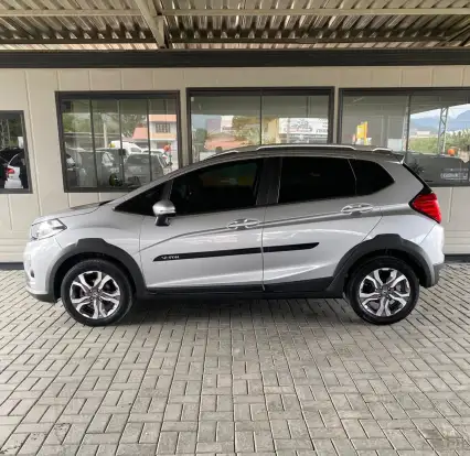 HONDA-WR-V-2018