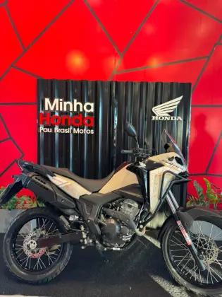 HONDA XRE 300 SAHARA ADVENTURE HONDA XRE 300 SAHARA ADVENTURE