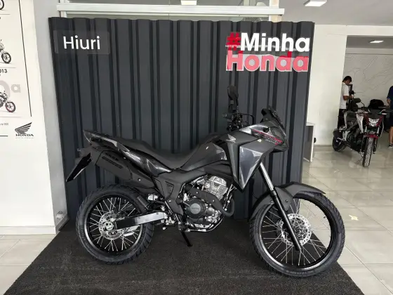 HONDA XRE 300 SAHARA HONDA XRE 300 SAHARA