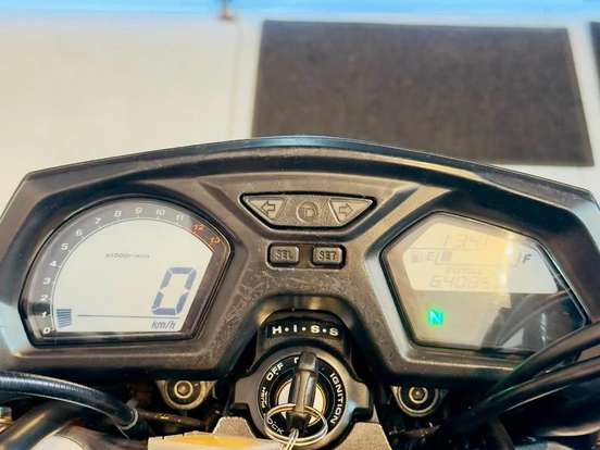HONDA-CB 650 F HONDA-CB 650 F-2015
