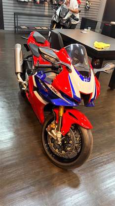HONDA-CBR 1000RR-R FIREBLADE SP-2026