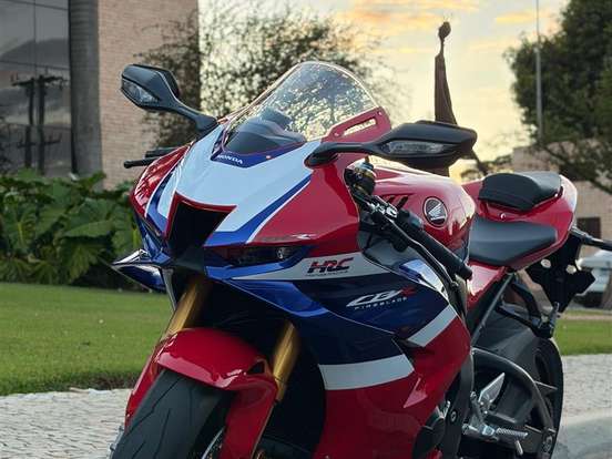 HONDA-CBR 1000RR-R FIREBLADE SP HONDA-CBR 1000RR-R FIREBLADE SP-2026