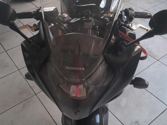 HONDA-CBR 600F HONDA-CBR 600F-2011