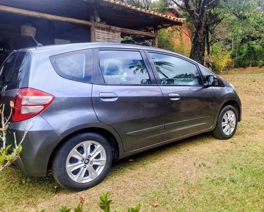 HONDA-FIT-2012
