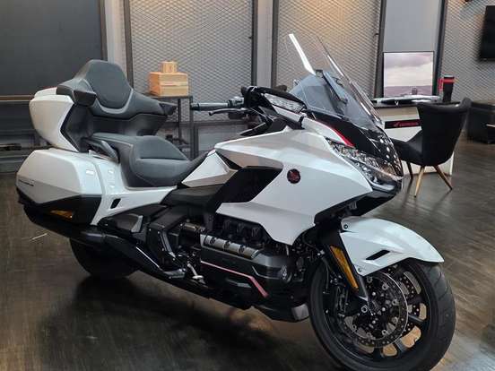 HONDA-GL 1800 GOLD WING TOUR HONDA-GL 1800 GOLD WING TOUR-2024