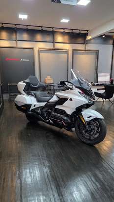 HONDA-GL 1800 GOLD WING TOUR-2024