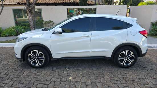 HONDA-HR-V-2017