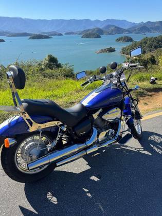 HONDA SHADOW 750 