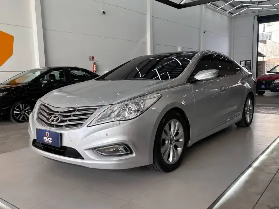 HYUNDAI AZERA 3.0 MPFI GLS V6 24V GASOLINA 4P AUTOMÁTICO HYUNDAI AZERA 3.0 MPFI GLS V6 24V GASOLINA 4P AUTOMÁTICO